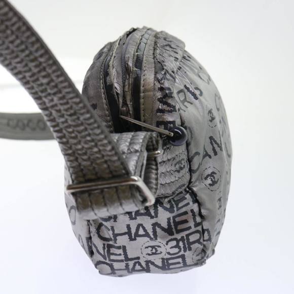 CHANEL Unlimited Shoulder Bag Nylon Silver CC Auth bs7961 - Picture 5 of 16